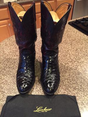 Lucchese Classics Anteater Skin Cowboy Boots in Black 